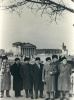1951 - делегация Всеобщей итальянской конференции труда на площади Павших борцов.jpg