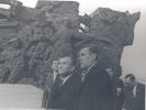 1965 - председатель Народного собрания Болгарии Георгий Тройков на Мамаевом кургане.jpg