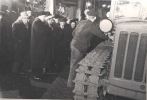 1956 - Болгарская парламентская делегация на СТЗ в механосборочном цехе.jpg